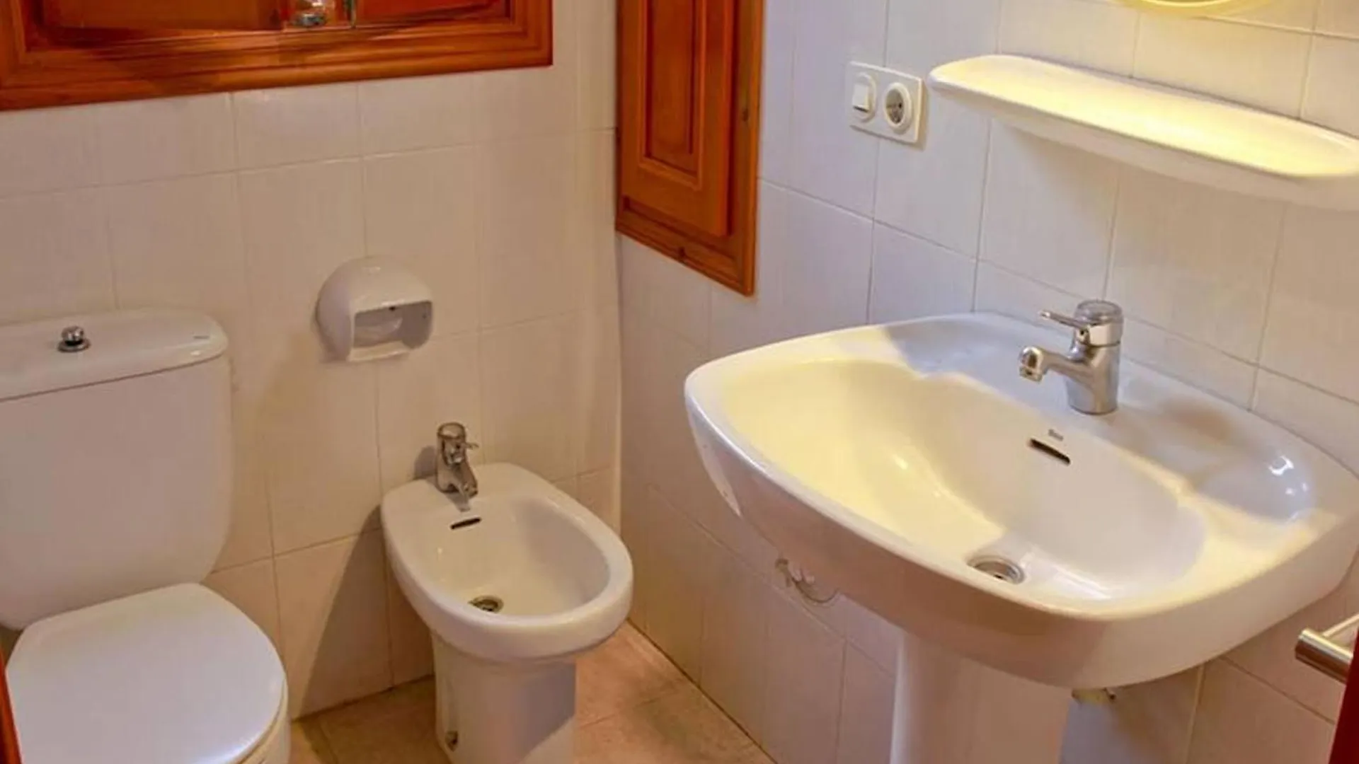 Casa Louise - Great Value 3 Bedroom House In Son Bou - Perfect For Families 0*,